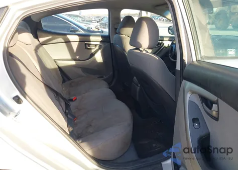 2014 Hyundai Elantra Se z USA, uszkodzony, nr VIN 5NPDH4AE4EH473342